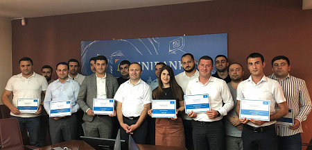 BSC-ին Յունիբանկի մասնագետներին հանձնեց «Ագրովերլուծության գիտելիքների բարելավում» դասընթացն ավարտելու հավաստագրեր