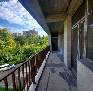 ՀՀ,  ք. Երևան, Նոր Նորք, Լվովյան փող. թիվ 10 շենք, 9 բն.
